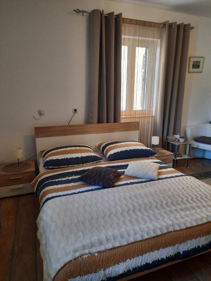 زادار Studio Apartment Katalpa المظهر الخارجي الصورة