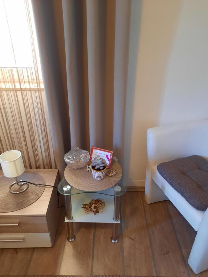 زادار Studio Apartment Katalpa المظهر الخارجي الصورة